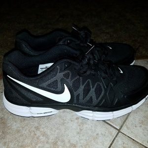 Nike dual fusion tr6